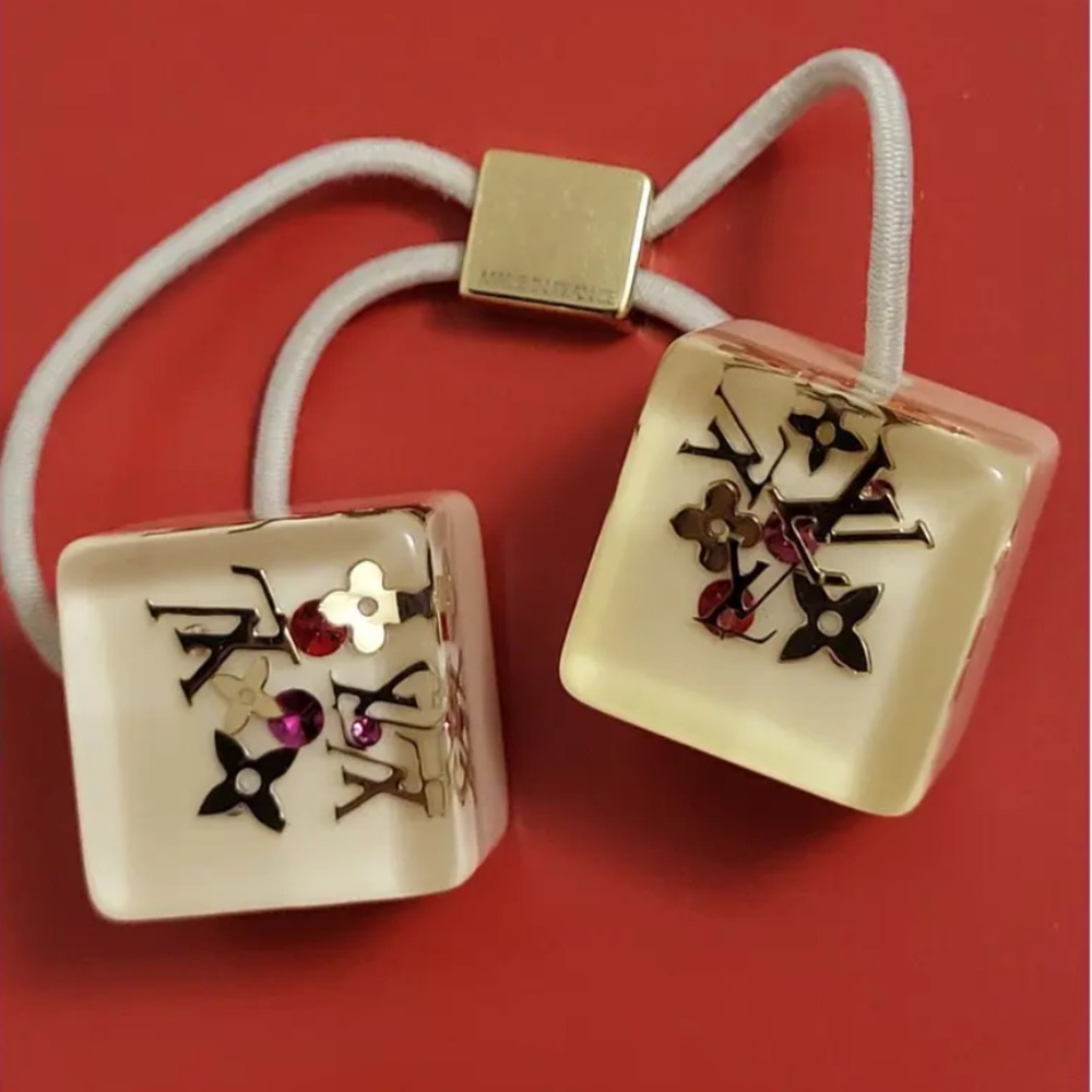 Louis Vuitton Cube Hair Tie Elastic Ponytail Holder Monogram Flowers Box Dustbag